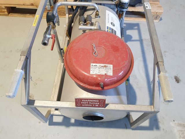 724132-11 Compact 3000 RV water heater