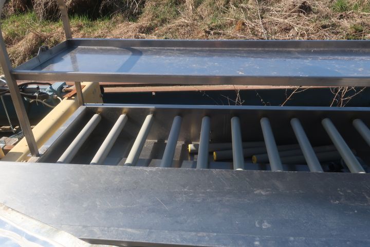 718744-16 Tunnel dishwasher Electrolux WT100 with conveyor belt