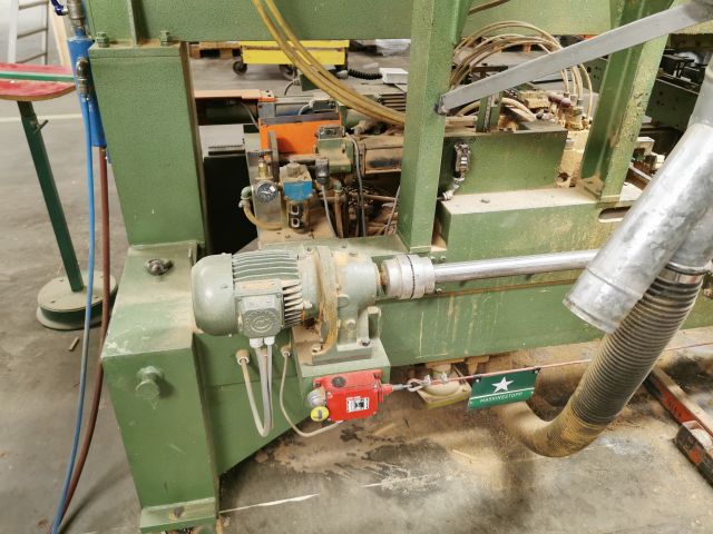 782097-10 Multimachine Koch BD-6 with roller table