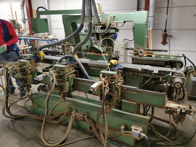 782097-19 Multimachine Koch BD-6 with roller table