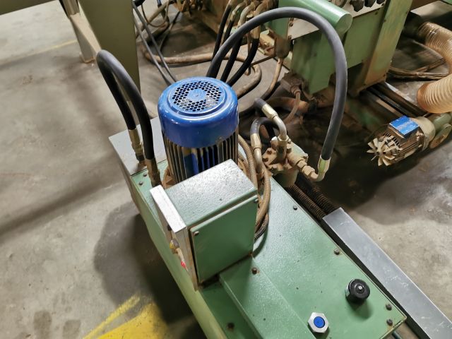 782097-27 Multimachine Koch BD-6 with roller table