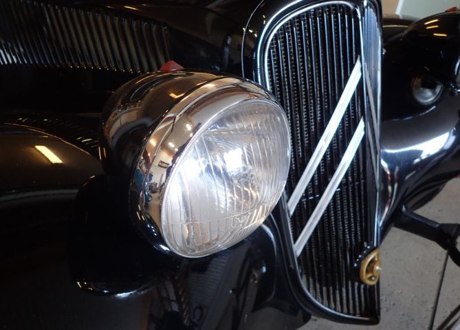 689184-9 Citroen Berlin 11 Sport -1948