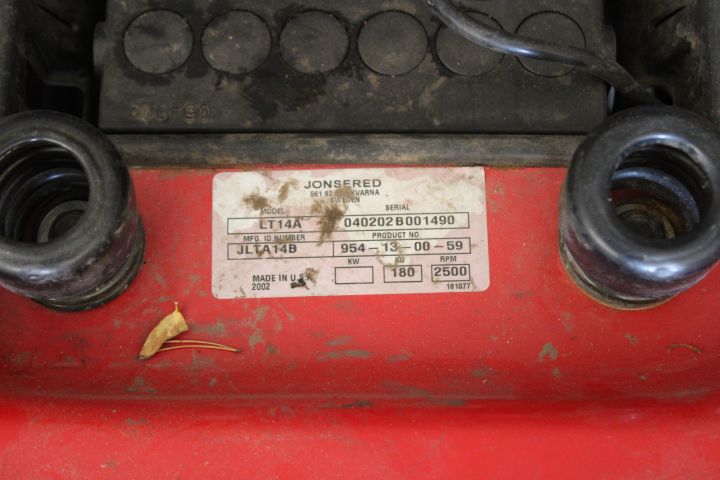 719635-16 Riding lawn mower - Jonsered LT14 automatic