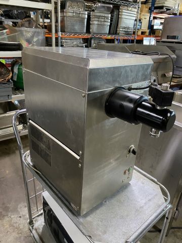 771583-2 Cream blower Sanomat Euro Plus S. Newly served, new gaskets. Extra packing kit included