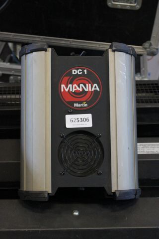 625306-2 Water effect lighting, Martin Mania DC1