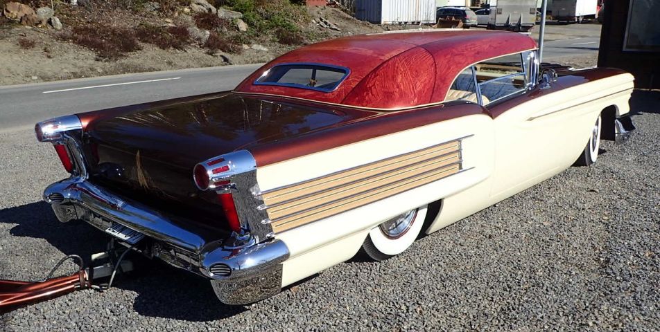 689177-5 Oldsmobile 88 -1958 & husvagn