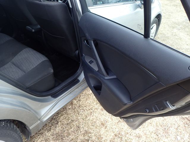 689198-24 TOYOTA AVENSIS Kombi 2010