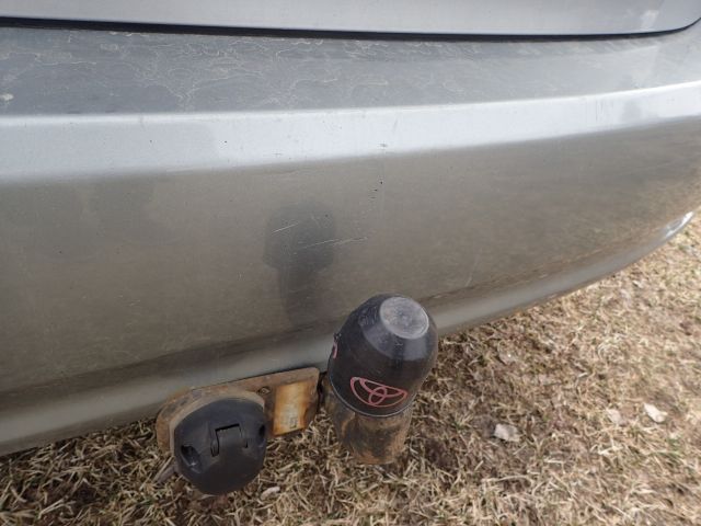 689198-36 TOYOTA AVENSIS Kombi 2010