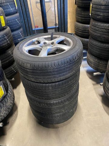 689198-41 TOYOTA AVENSIS Kombi 2010