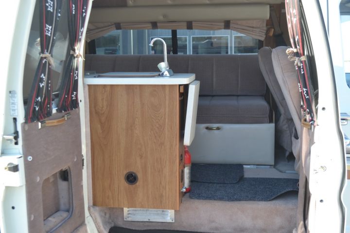 781796-11 FORD CS250 COACH TRAVEL V8, 1989