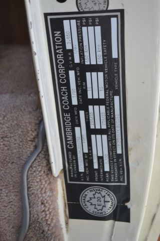 781796-33 FORD CS250 COACH TRAVEL V8, 1989