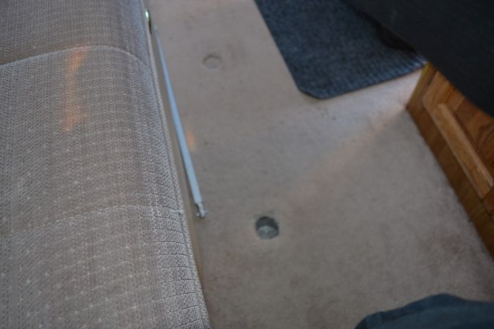 781796-52 FORD CS250 COACH TRAVEL V8, 1989