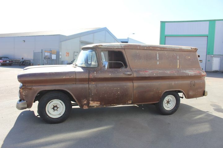 784097-2 Chevrolet Apache 10 Panel Wagon -1961