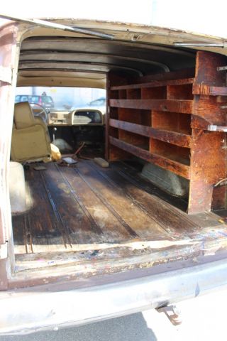 784097-20 Chevrolet Apache 10 Panel Wagon -1961