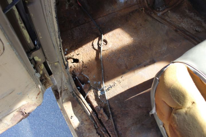 784097-29 Chevrolet Apache 10 Panel Wagon -1961