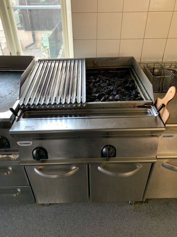 747223-3 Lavastensgrill Tecnoinox 90, 2 zones - 80x90x90 cm