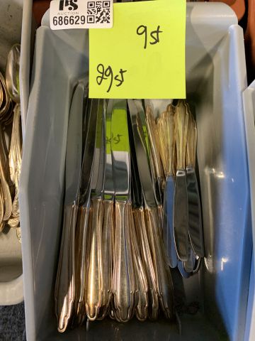 686629-15 Bestick, bestickslådor. Se bilder