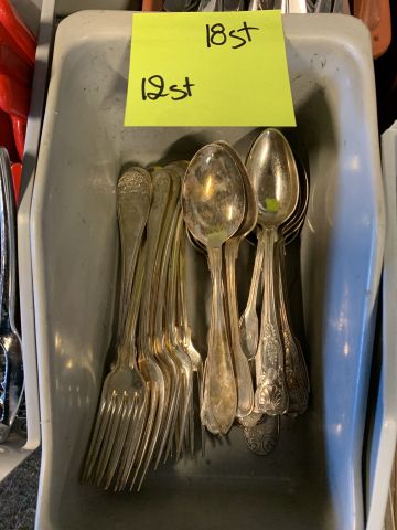 686629-16 Bestick, bestickslådor. Se bilder