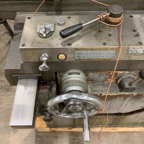 784449-8 Milling machine Yamazaki YZ-8