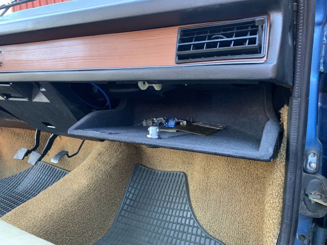 784928-56 Volkswagen Passat L 321 -1974