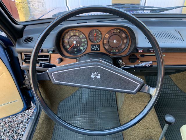 784928-71 Volkswagen Passat L 321 -1974