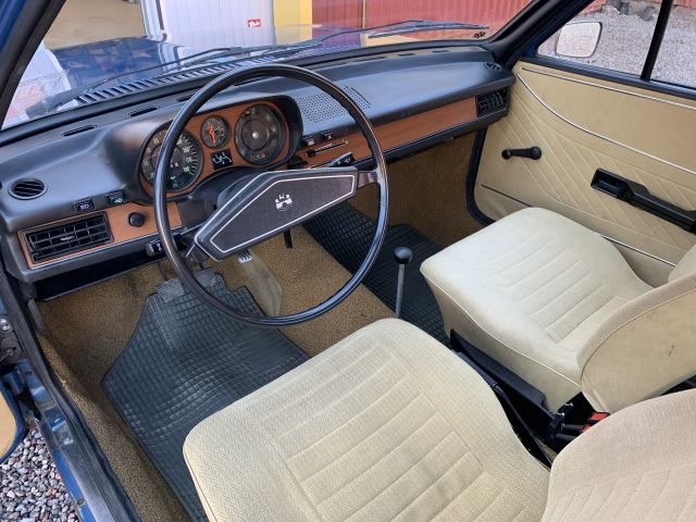 784928-76 Volkswagen Passat L 321 -1974