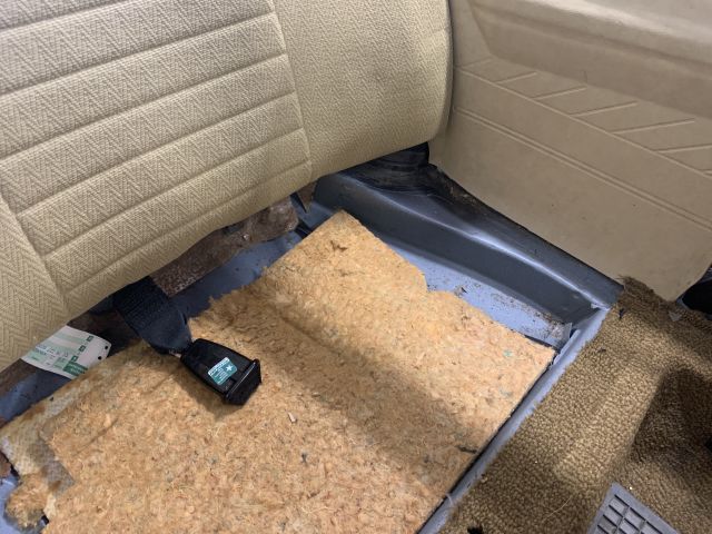 784928-89 Volkswagen Passat L 321 -1974