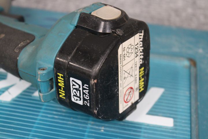 728737-6 Impact screwdriver - Makita - 6916FD