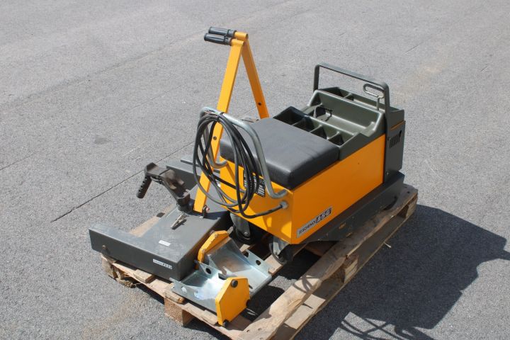 758985-5 Spinnerbalansmaskin Schenk asg Radauswucht RAW04 -88