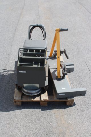 758985-8 Spinnerbalansmaskin Schenk asg Radauswucht RAW04 -88