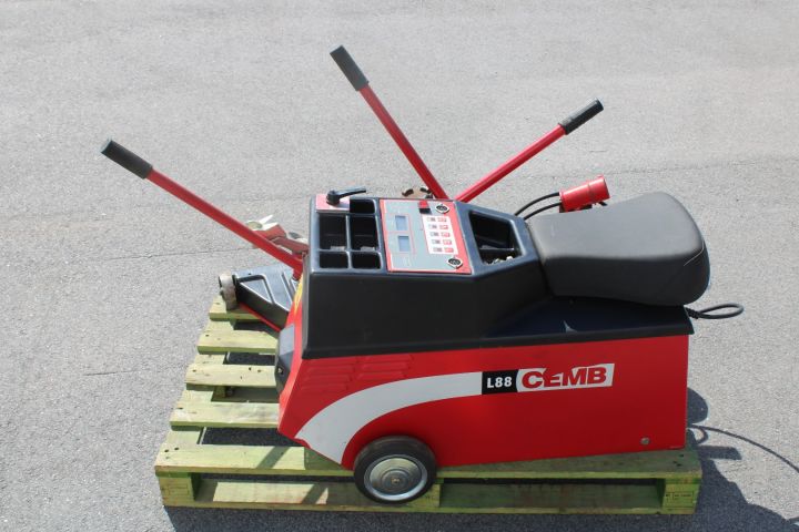 758987-6 Spinnerbalansmaskin Cemb L88