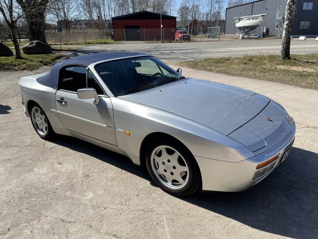 735711-2 Porsche 944 S2 Cabriolet -1990
