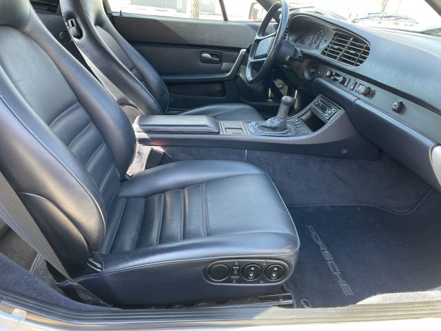 735711-9 Porsche 944 S2 Cabriolet -1990