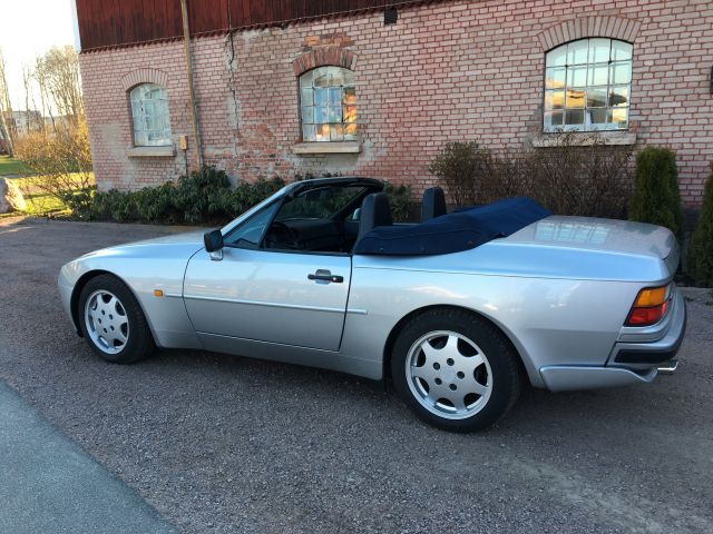 735711-23 Porsche 944 S2 Cabriolet -1990