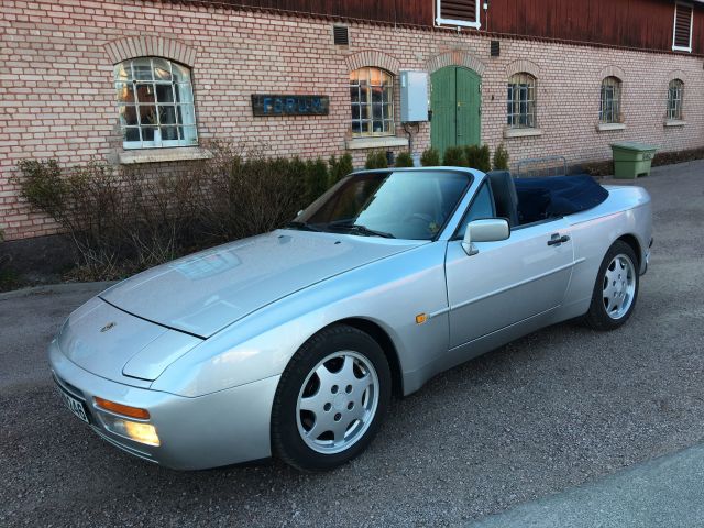 735711-25 Porsche 944 S2 Cabriolet -1990