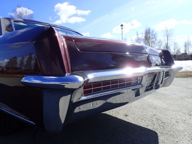 753101-11 Buick Riviera -1965