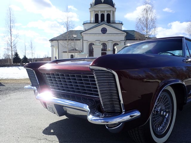 753101-27 Buick Riviera -1965