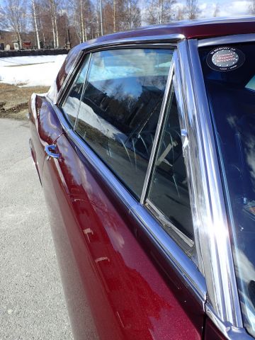 753101-40 Buick Riviera -1965