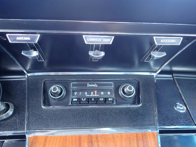 753101-68 Buick Riviera -1965