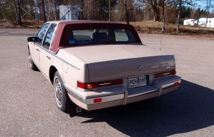 769792-6 Cadillac Seville -1988