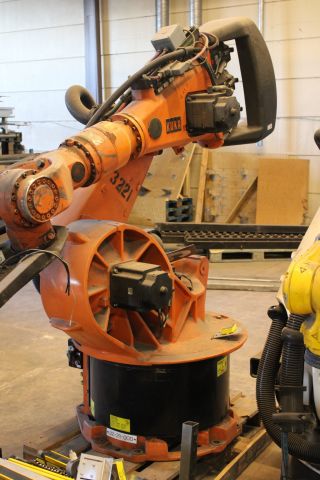 719640-11 Industrial robot, KUKA KR200 / 2 Tj