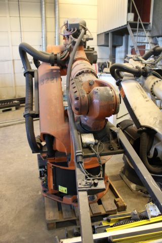 719640-19 Industrial robot, KUKA KR200 / 2 Tj