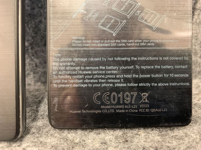 780850-4 Mobile phones 2 pcs Huewi P8 ALE-L21