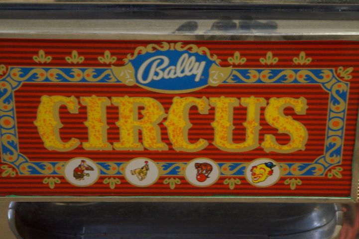 735726-8 Vintage Swedish Bally "Circus" Slot Machine