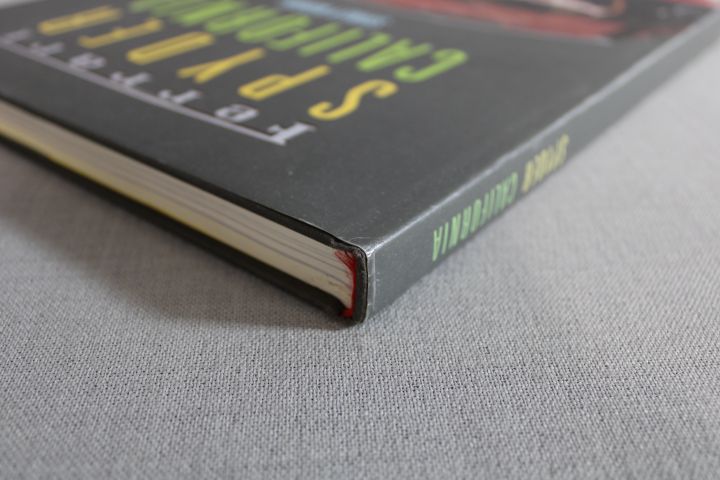 759403-3 Ferrari Spyder California by Stanley Nowak (Automobilia -90)