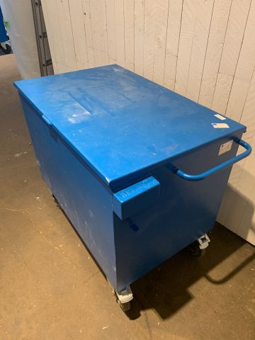 780881-2 Tool container with wheels AJ -2018