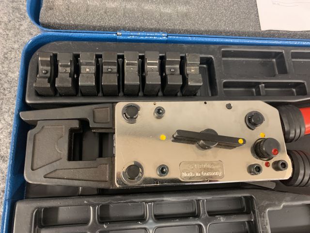 780890-4 Press rod Elpress T2600