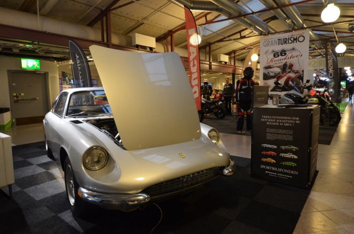 786552-19 Ferrari 365 GT 2 + 2 -1969