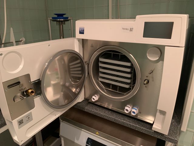 780901-2 Autoclave Mocom B17 Futura
