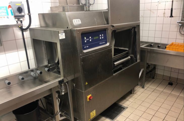 718744-3 Tunnel dishwasher Electrolux WT100 with conveyor belt